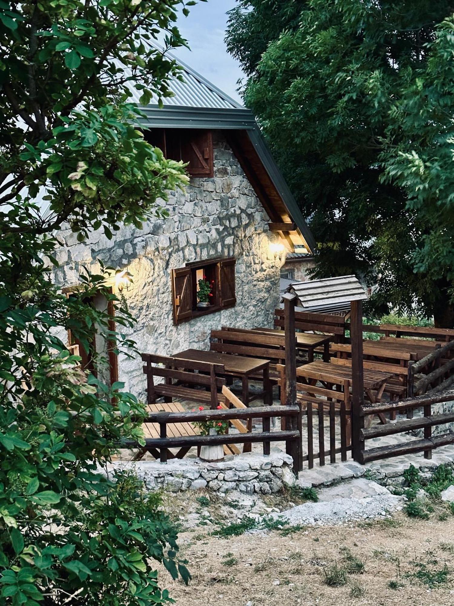 Bobica Konak - Lukomir Екстериор снимка